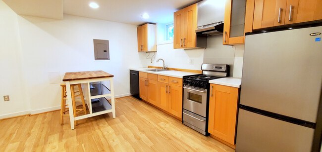 Foto del edificio - 715 14th St SE