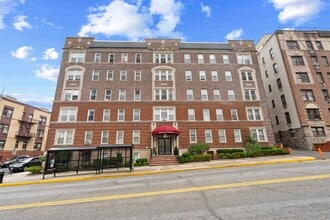 Building Photo - 6045 JFK Blvd E