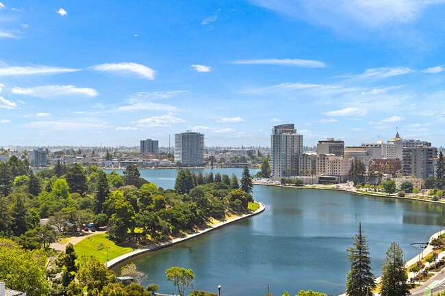 Building Photo - The Lark