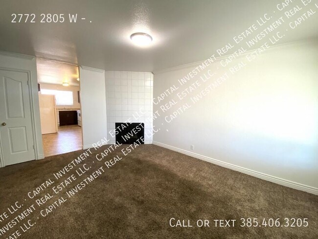 Building Photo - 2772 2805 W