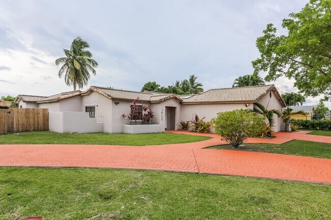 Building Photo - 14730 SW 158th St