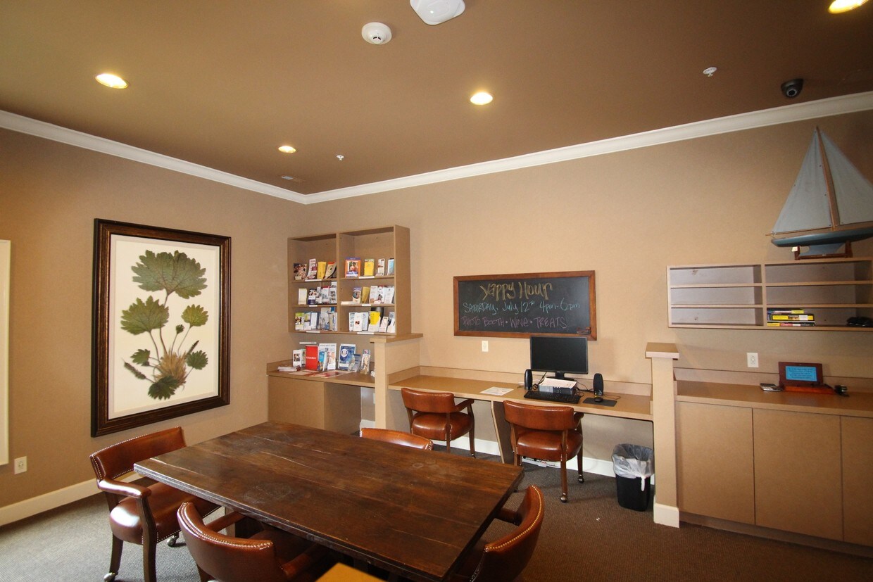 Nantucket Rentals in Loveland at 3569 Nantucket Dr Loveland, OH