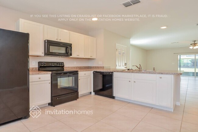 Building Photo - 9036 Carlotta Wy