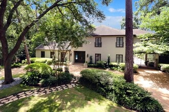 Building Photo - 9 Pine Forest Cir
