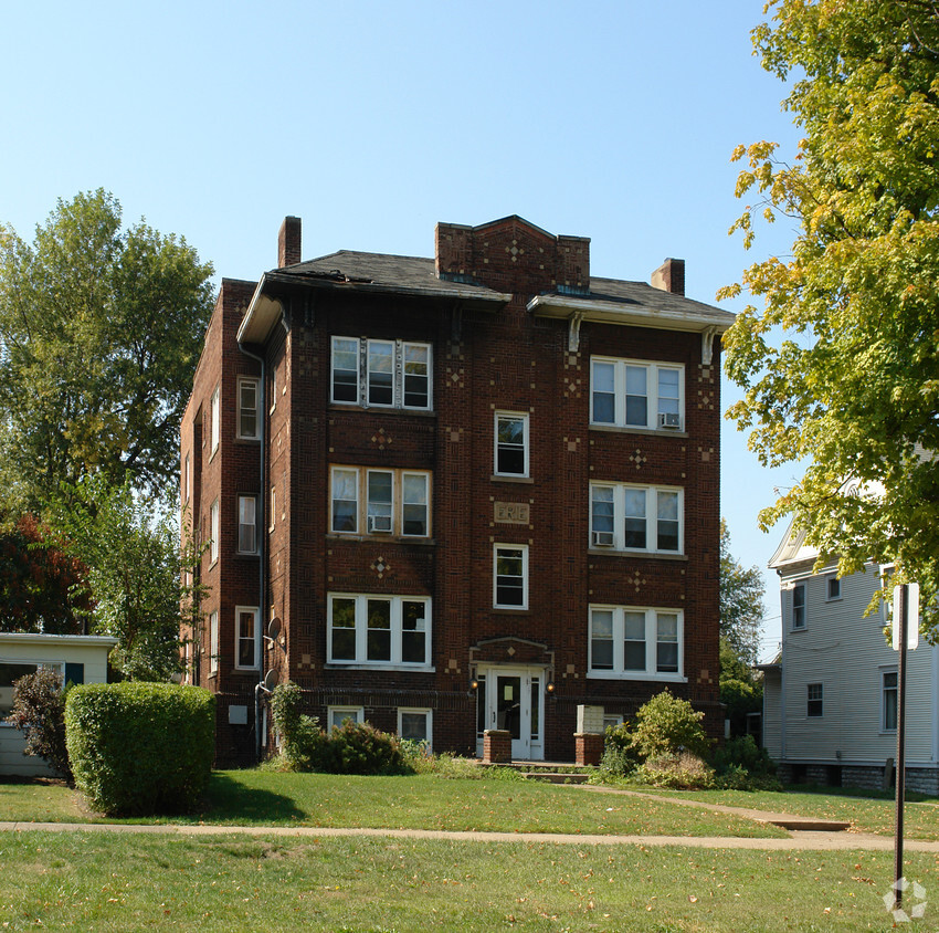 Primary Photo - 1517 Columbus Ave