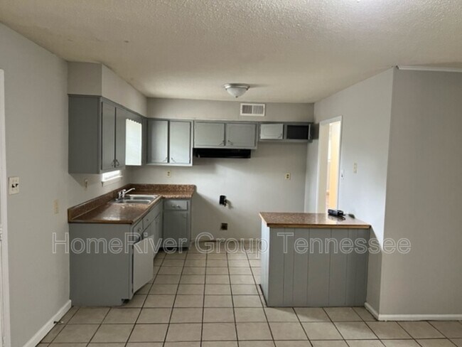 Building Photo - 4331 Riche Rd