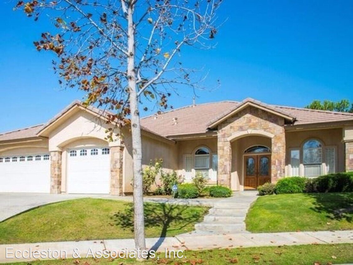 Primary Photo - 3 br, 2 bath House - 10614 Cliffside