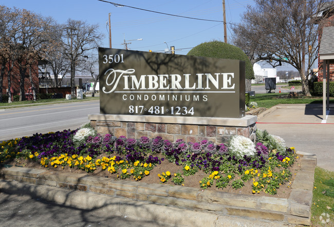 Foto del edificio - Timberline Apartments