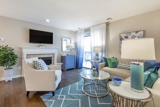 Building Photo - Wilde Lake Apartments