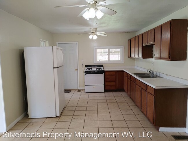 Building Photo - 3 br, 1 bath House - 309 Poplar Street