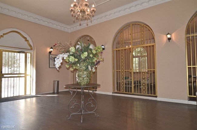 1830 N Cherokee Ave Hollywood Ca 90028 Condo For Rent In Building Photo 1830 N Cherokee Ave