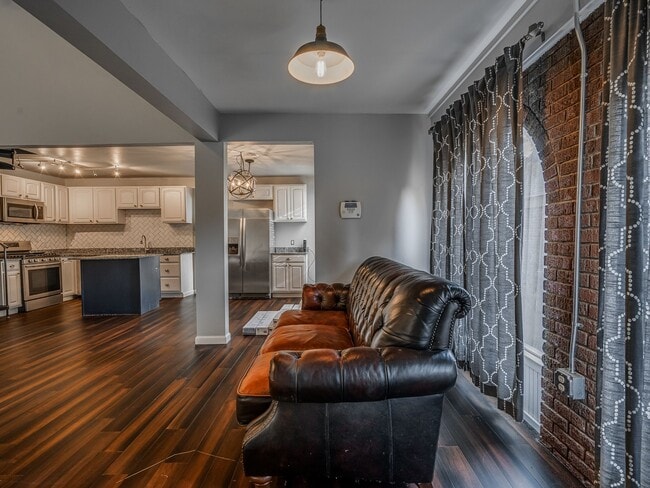 Foto del edificio - 1133 NW 38th St