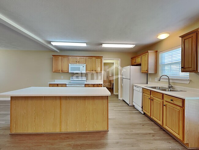 Foto del edificio - 4239 Turnberry Rd
