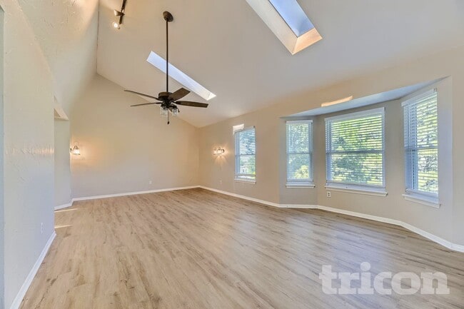 Foto del edificio - 7412 Pembroke Ct