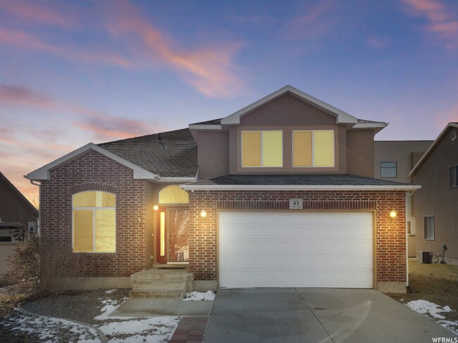 Building Photo - 43 E Argyle Way
