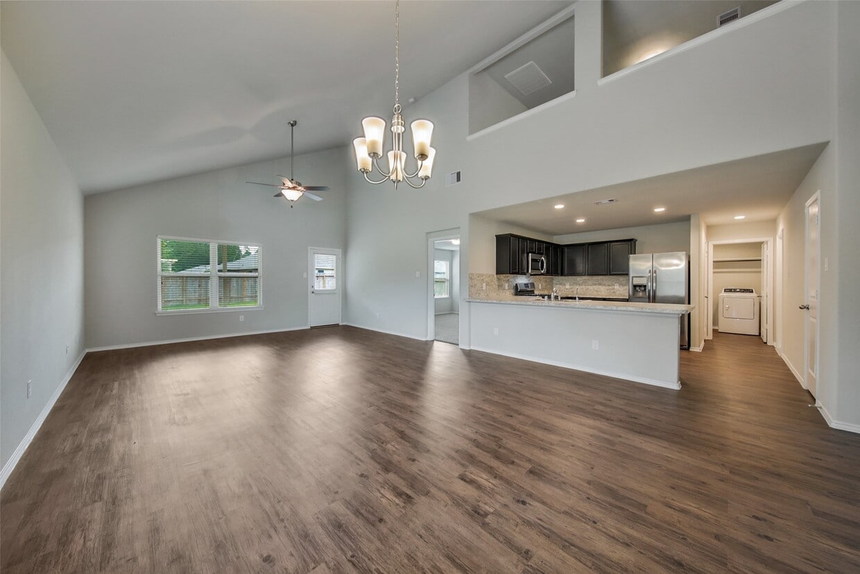 Building Photo - 5423 Briarstone Ridge Ln