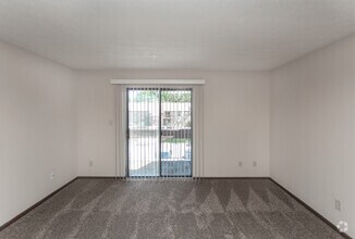 1BR, 1BA - 645 SF - Basswood Apartments