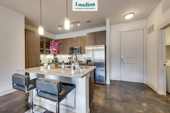 Building Photo - 110 W CityLine Dr