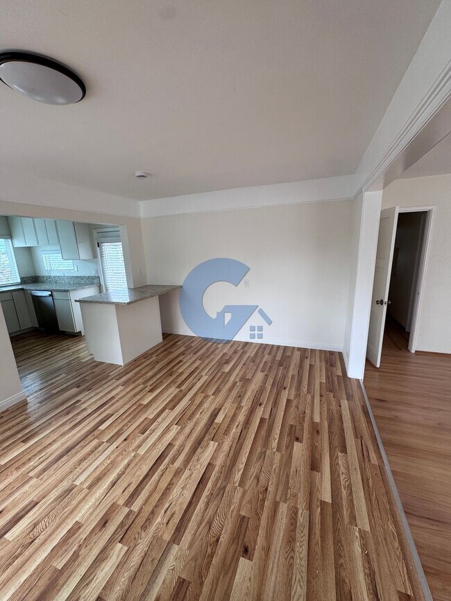 Foto del edificio - Newly renovated 3 Bed/2.5 Bath Home in Pacific Beach for rent!