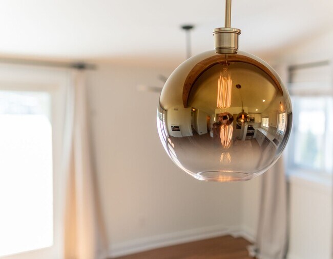 Foto del edificio - Charming & Updated 3-Bedroom Home for Lease in Birmingham