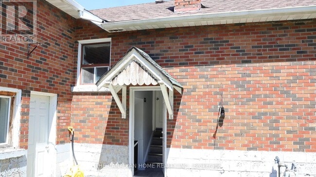 Building Photo - 113 Pitfield Rd