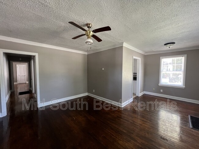 Building Photo - 151 N Merton St