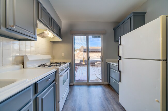 Building Photo - 3525 Rebecca Ln