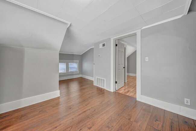 Building Photo - 2312 N 53rd St