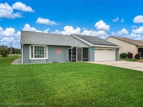 Building Photo - 360 Grove Cir