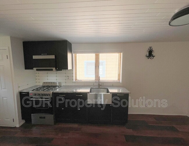 Building Photo - 300 San Pasquale Ave NW