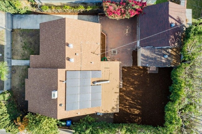 Foto del edificio - 8960 Helms Pl