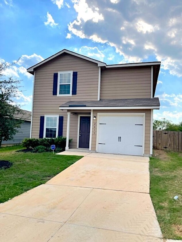 Primary Photo - 3 br, 2.5 bath House - 2815 Presley Meadow