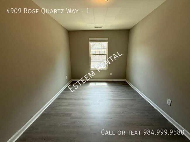 Building Photo - 4909 Rose Quartz Way