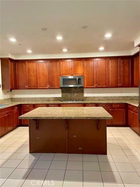 Foto del edificio - 13173 Stanton Dr