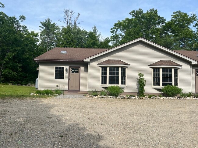 Building Photo - 42 Destinee Ln