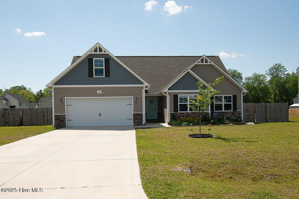 Foto principal - 310 Sunrose Dr