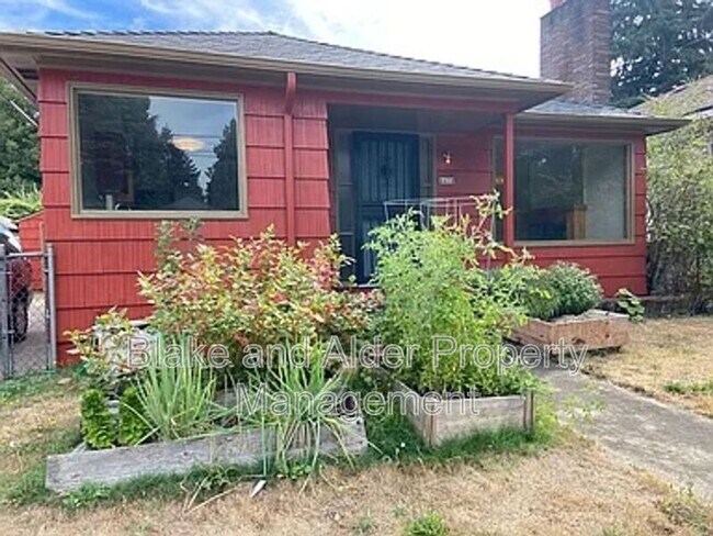 Photo - 6410 NE 33rd Ave House