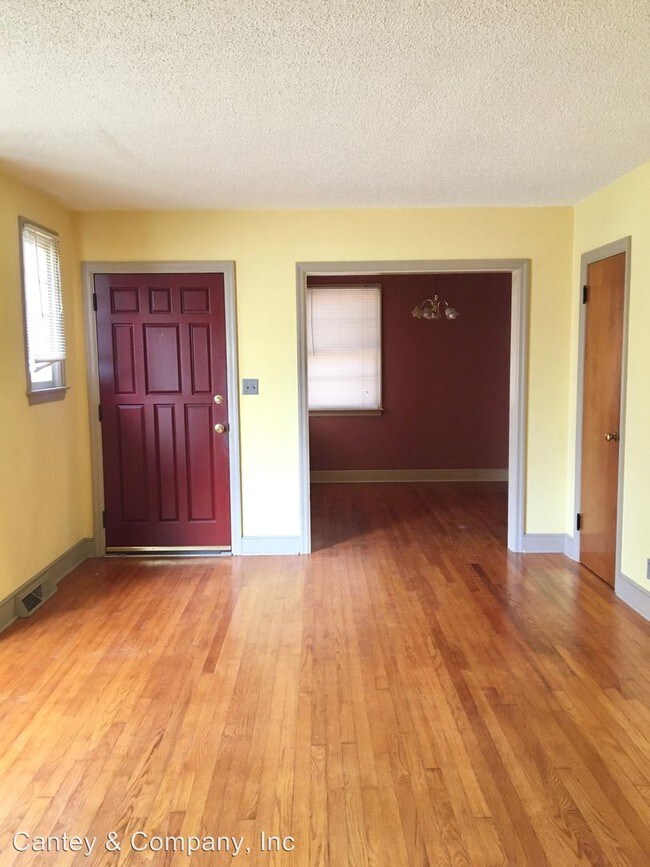 Building Photo - 3 br, 1 bath House - 2331 Laurie Street