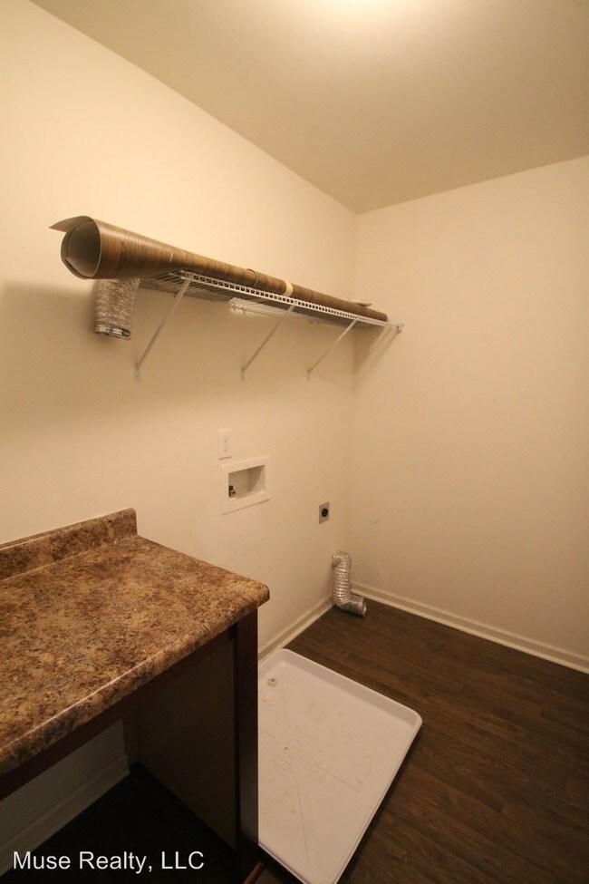 Building Photo - 5238 Crystal Lakes Dr