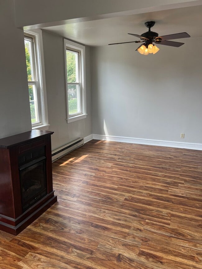 Foto del edificio - Columbia 3bed 1 bath home