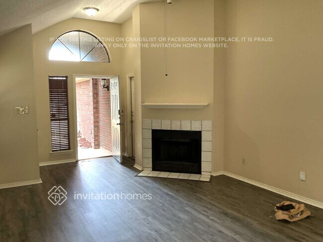 Building Photo - 6736 Driffield Cir E