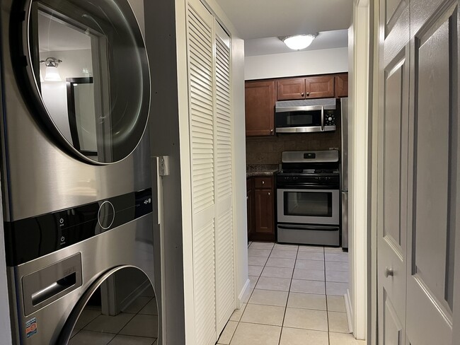 Foto del edificio - 9 Tower Ct