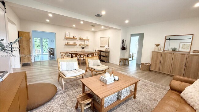 Foto del edificio - 5785 SW 54th Terrace