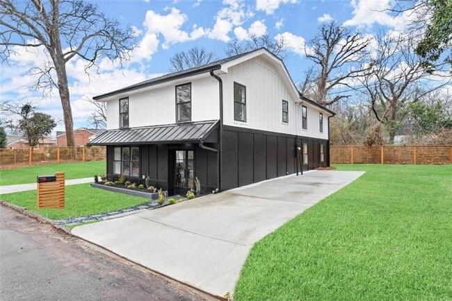 Photo - 1552 N Ellington St SE House