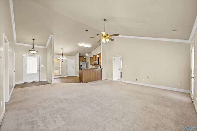 Building Photo - 104 Grantham Cir