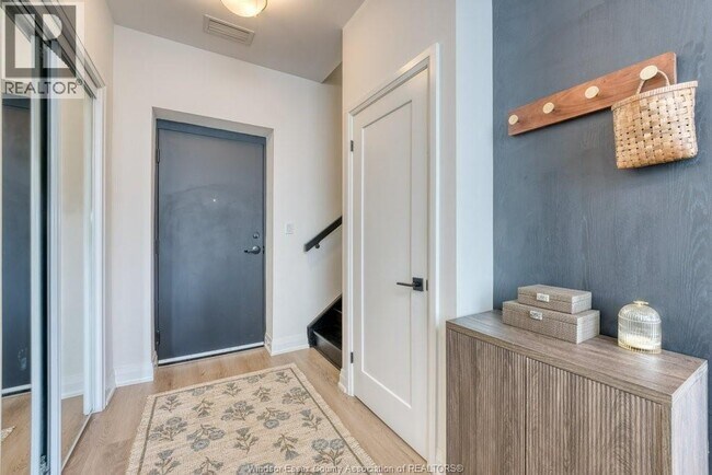 Photo du bâtiment - 4300 Laurier Pkwy
