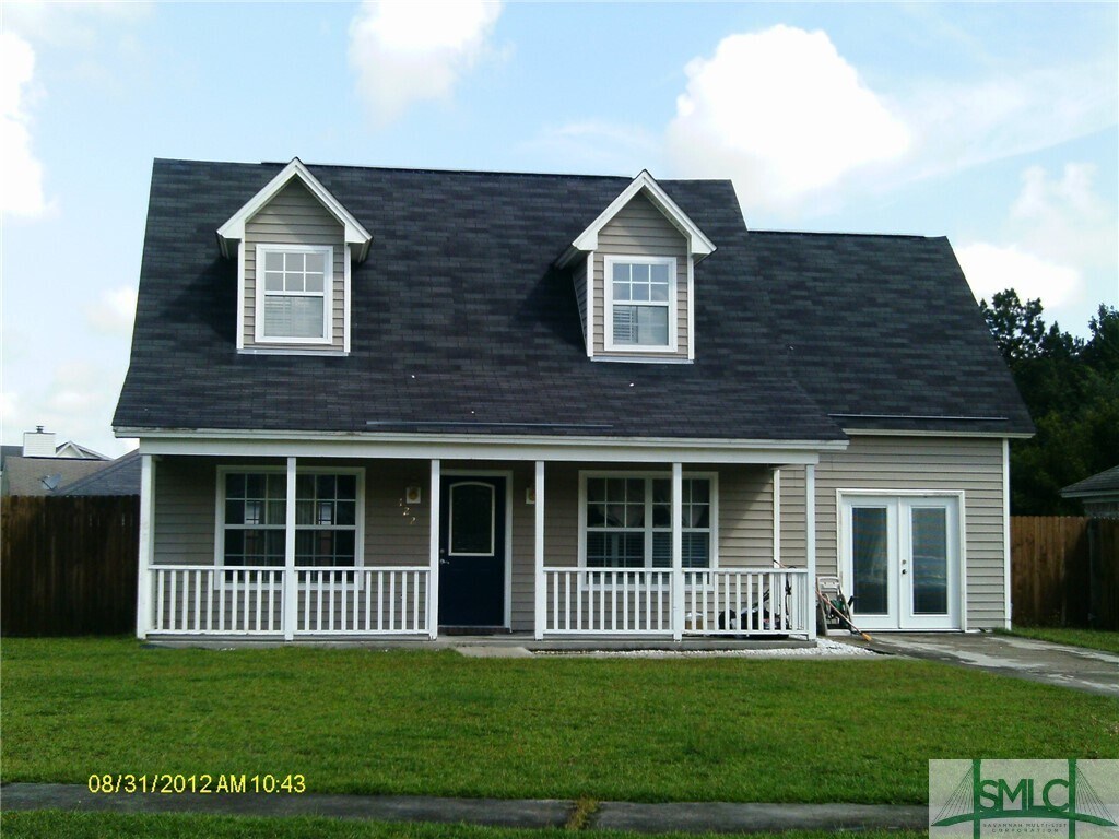 Primary Photo - 122 Blue Gill Ln