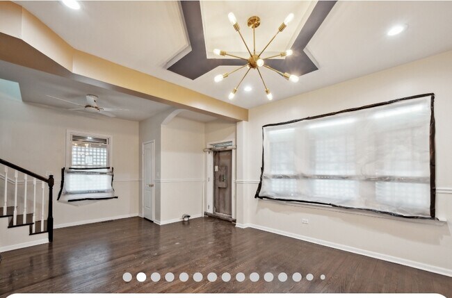 Building Photo - 17 E 120th St