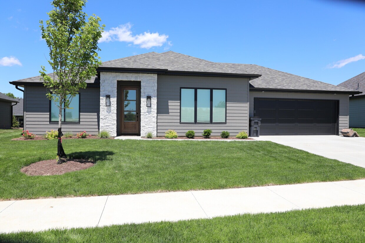 Foto principal - 4413 Royal County Rd