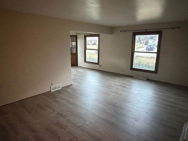 Foto del edificio - 2215 De Carlin Dr